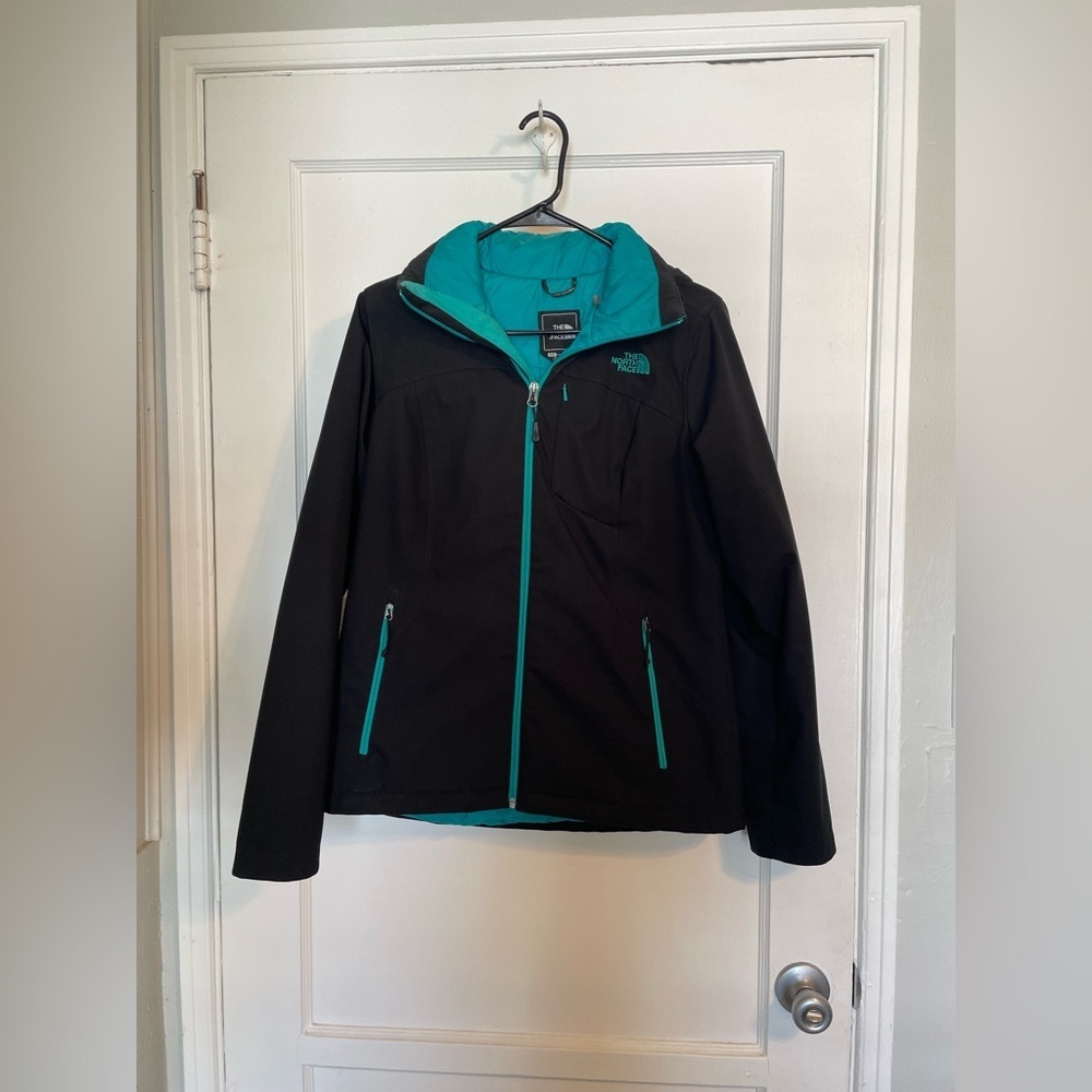 The NorthFace primaloft women’s jacket